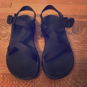 Black Chacos women’s size 8